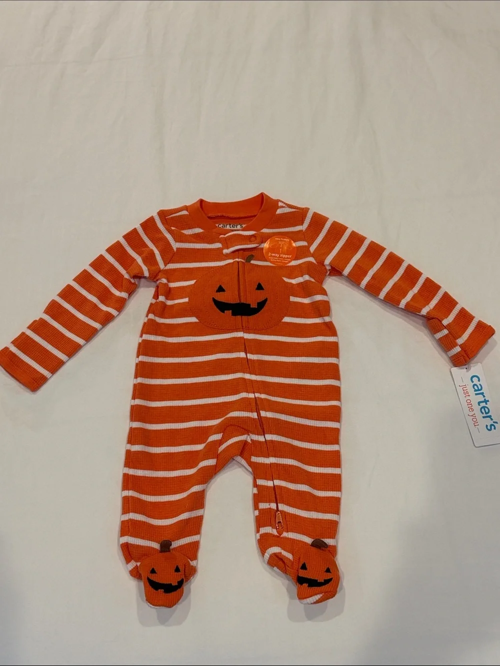 🖤🎃 NWT Carter’s Baby Pumpkin Sleeper - Newborn - Halloween 🎃🖤